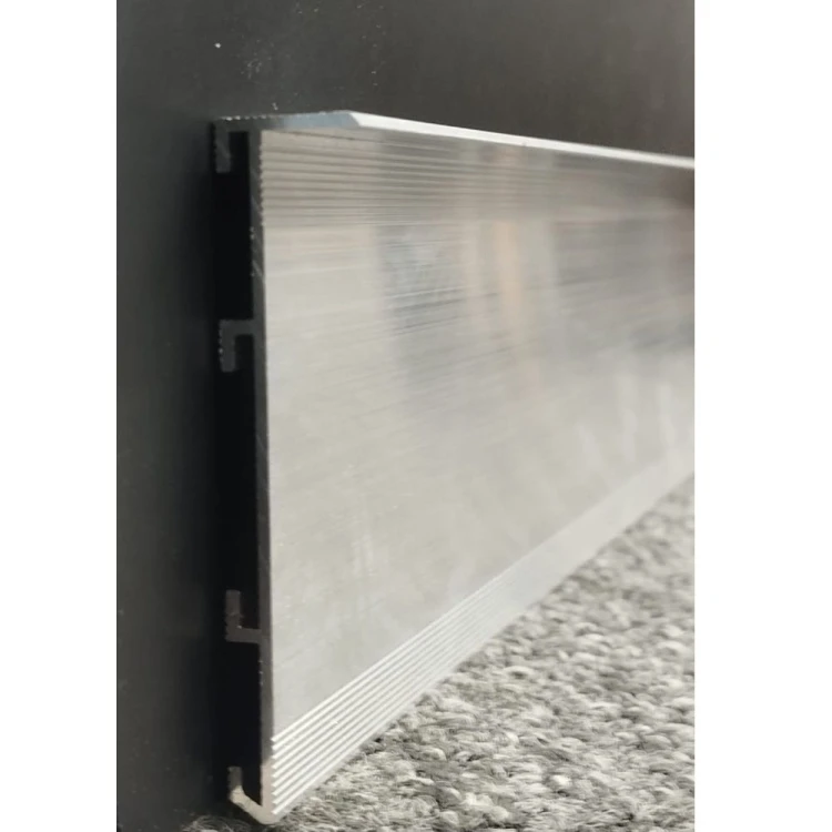 Ukryta listwa przypodłogowa 60x13.5 mm